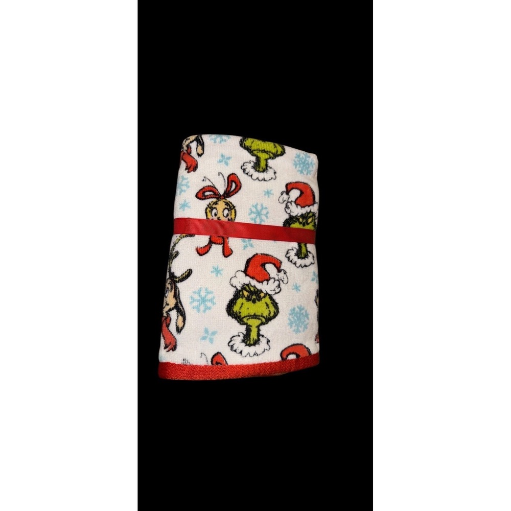Dr Seuss The Grinch Christmas Bathroom Hand Towels 2-Pack White Cotton Print - Picture 2 of 4